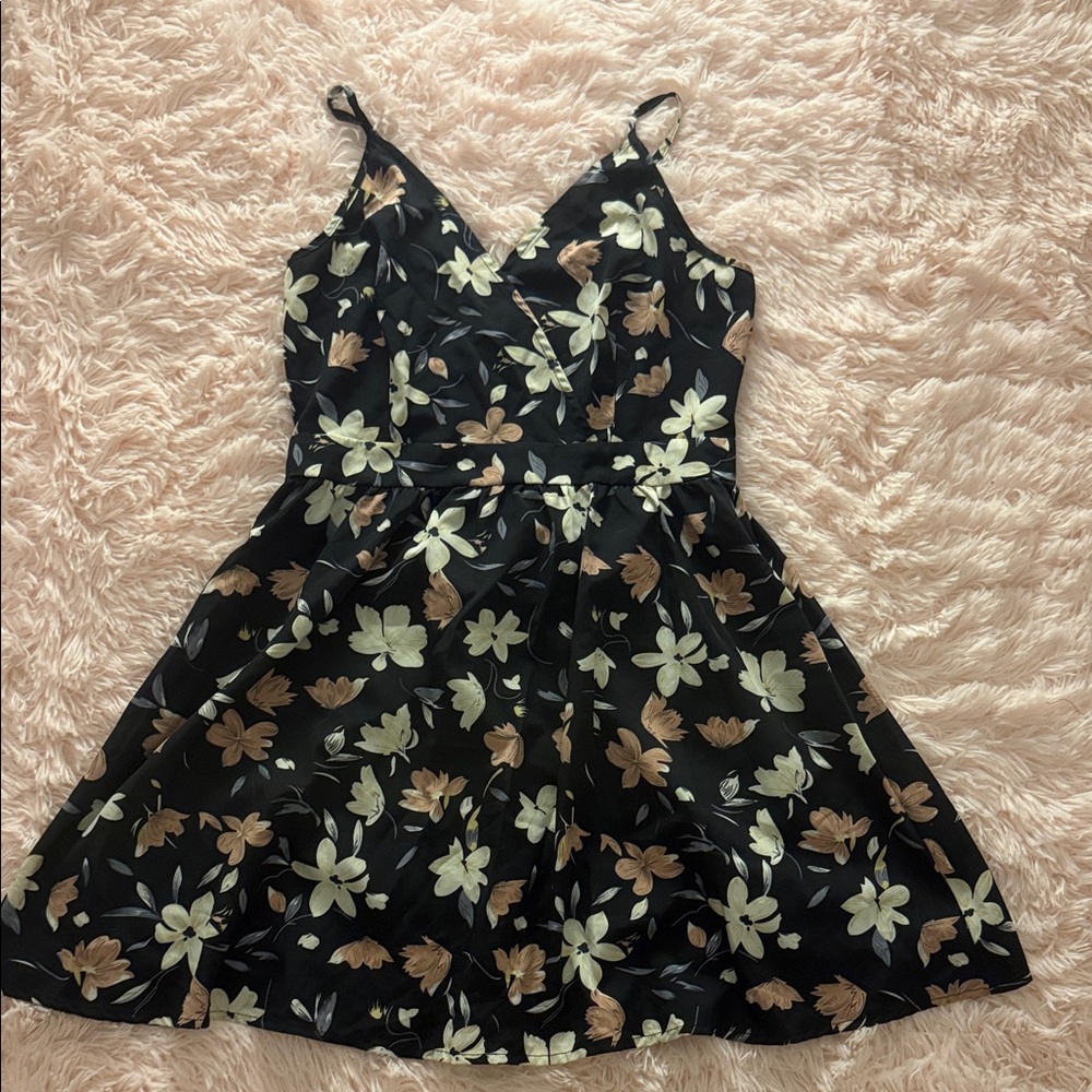 SHEIN Black Mini Dress with Cream & Tan Floral Print